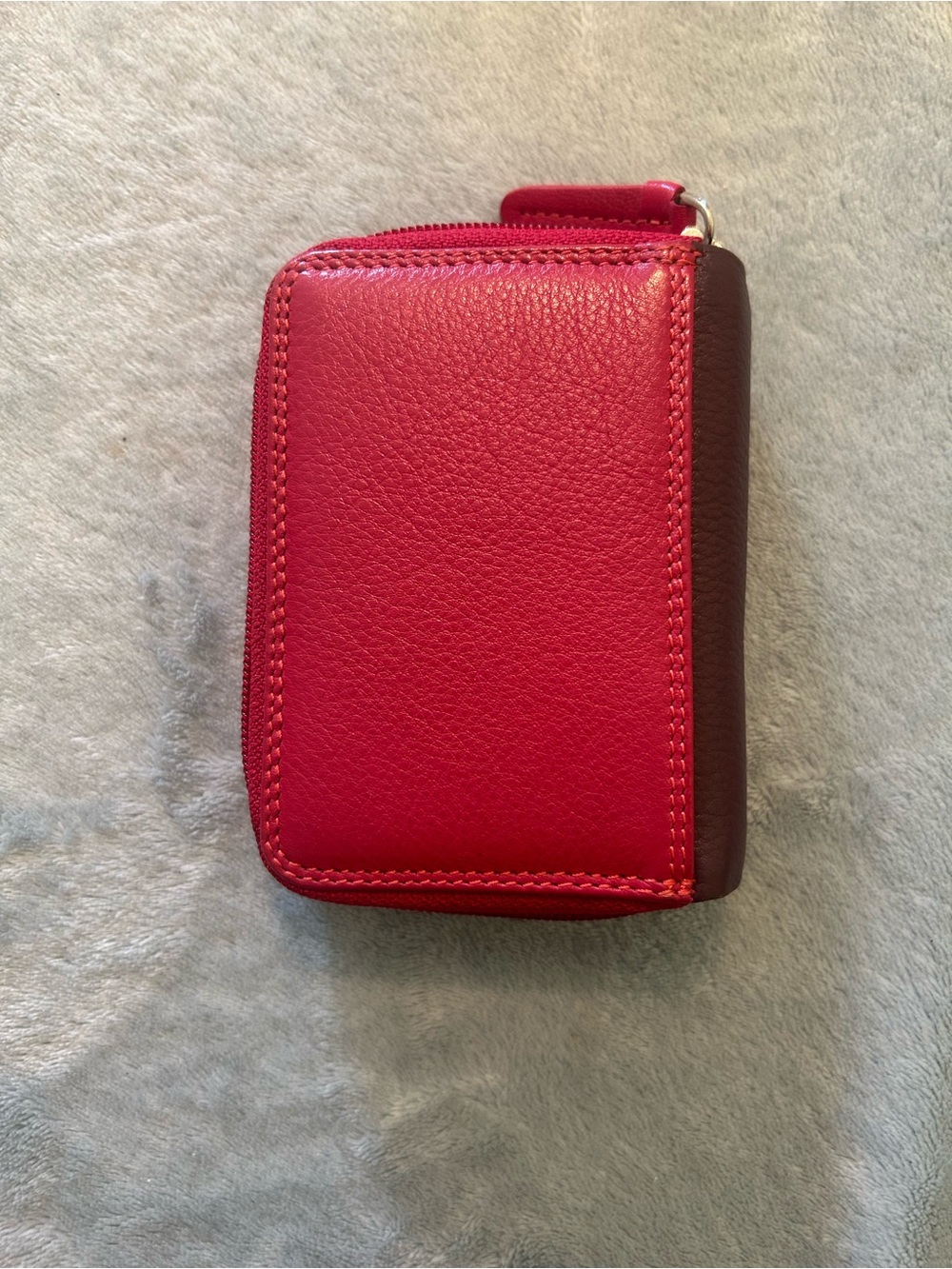 Visconti women’s compact leather color block wallet with zipper - Picture 4 of 10